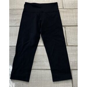 Lululemon Black Cropped Leggings‎ Size 4